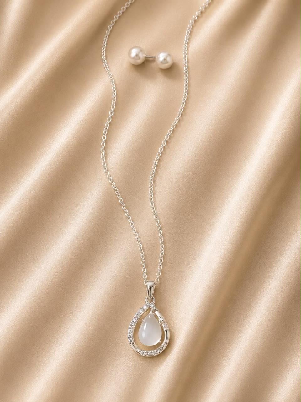 Product Details – Teardrop Pearl Pendant Necklace Set